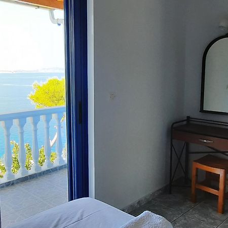 Villa Bella Vista Marathiás Rum bild