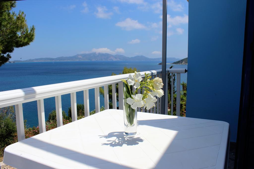 Villa Bella Vista Marathiás Exteriör bild